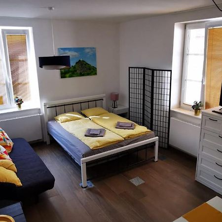 Apartman Augustin Jičín エクステリア 写真